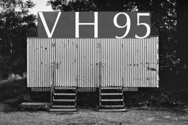 Vera Humana 95 Font examples