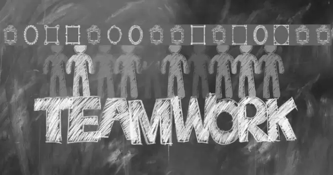 Vintage Frames 6 Font examples