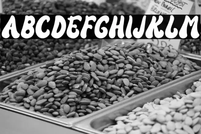 Vintage Rumble Font examples