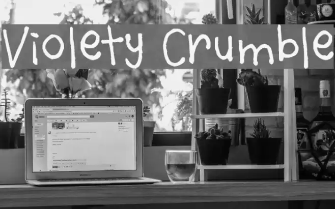 Violety Crumble Font examples