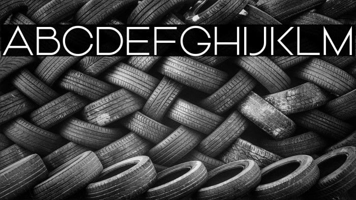 Vonique 43 Font examples