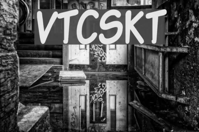 VTCSundayKomixTall Schriftart examples