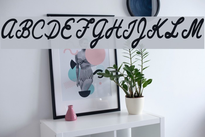 Wall Paper Personal Use Regular Font examples