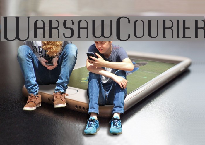 WarsawCourier Font examples