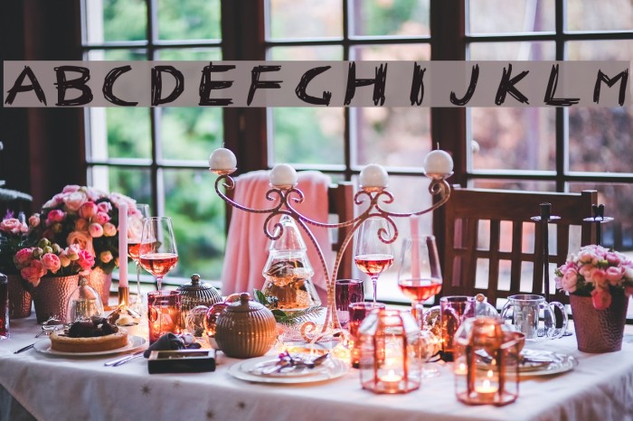 Wild Freak Font examples