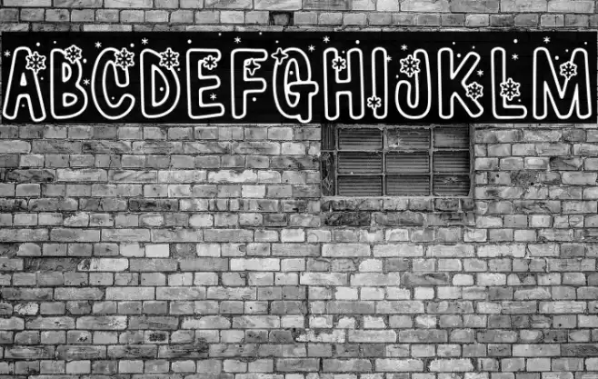 Winter * Yeti Regular Font examples