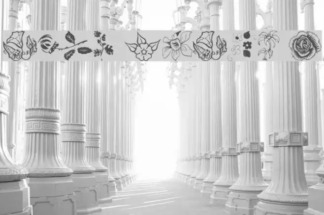 wmflowers1 Font examples