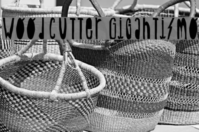 Woodcutter Gigantismo Font examples