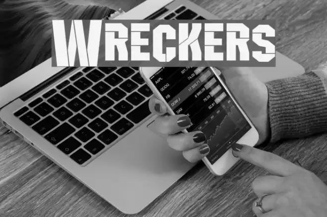 Wreckers Font examples