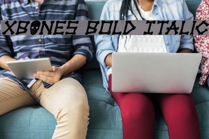 xBONES Bold Italic Font examples