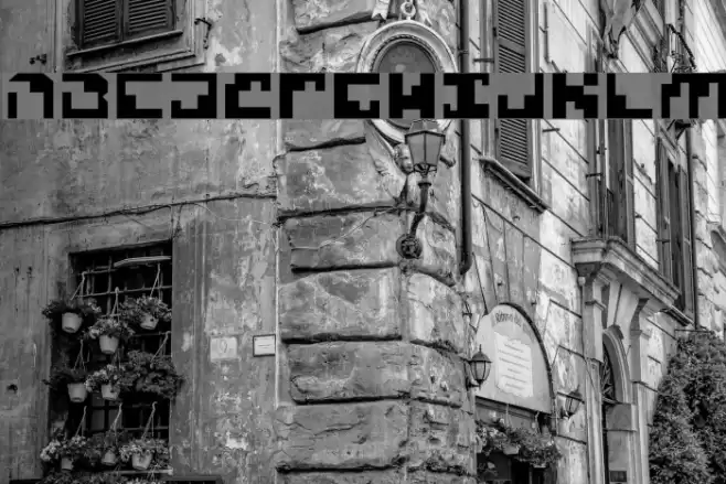 Xenophobia Font examples