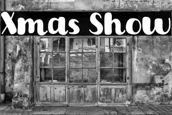 Xmas Show Font examples