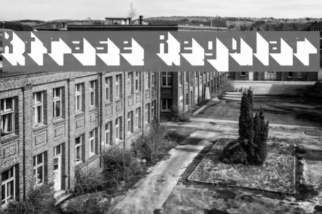 Xtrase Regular Font examples