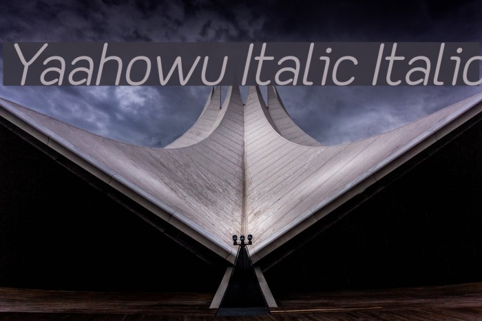 Yaahowu Italic Italic Font examples