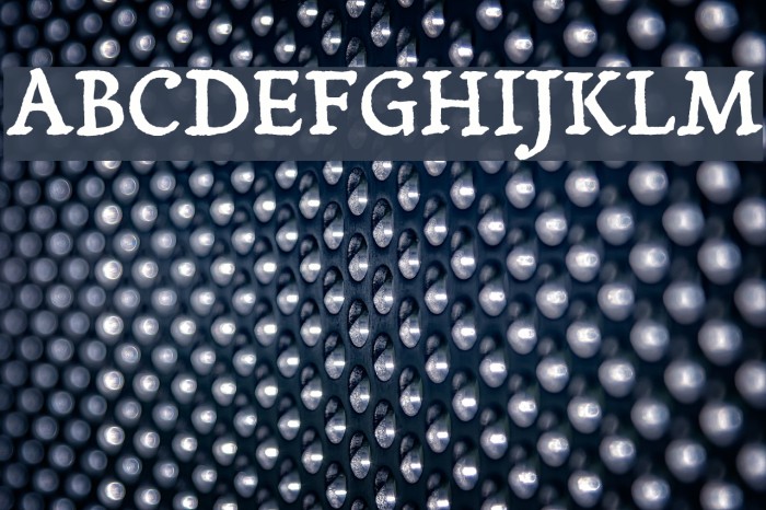 Yanone Tagesschrift Font examples