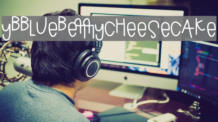 YBBlueberryCheesecake Font examples
