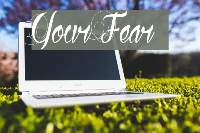 Your Fear Font examples