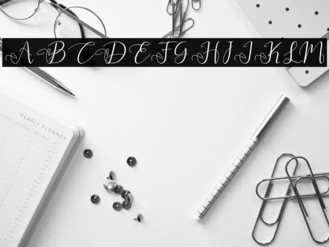 YulindaScript Font examples